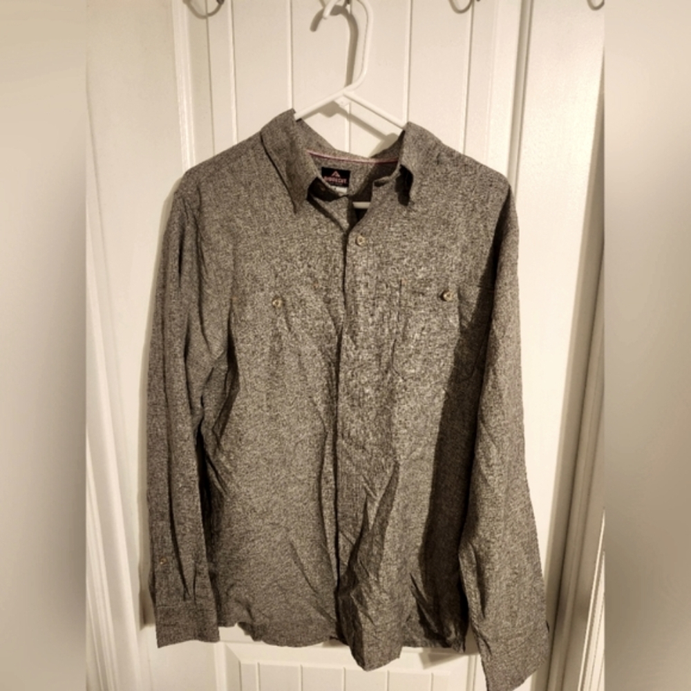 Ridgecut Gray Button-Up Shirt.  Size: M